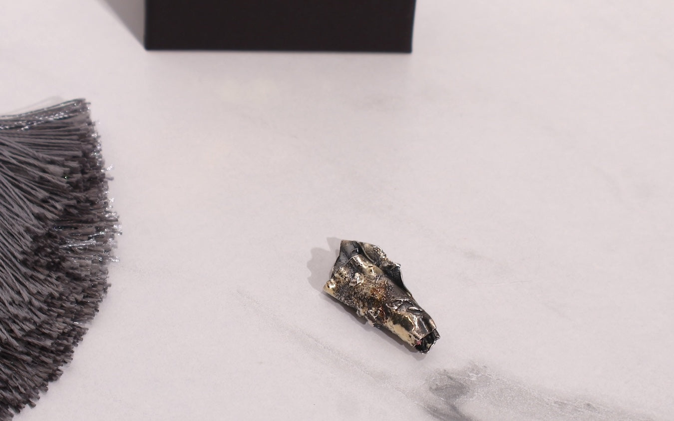 Broš ELECTRUM